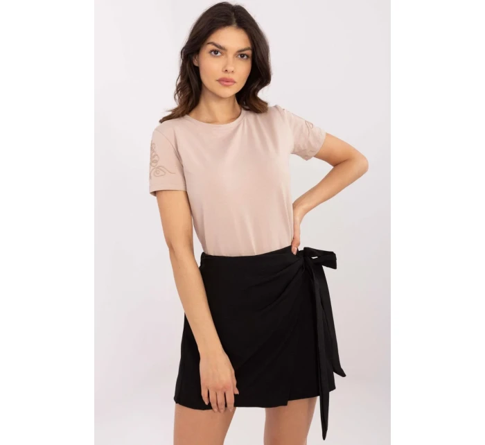 Model trička 210659 Relevantnosť