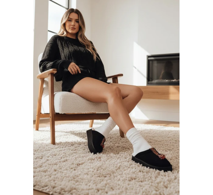 Dámské zateplené žabky černé Dstreet model 21994321 - FashionStreet