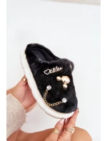 Futrzane Kapcie Z Przypinkami Czarne Ivelfedi Futrzane Kapcie Z Przypinkami Czarne Ivelfedi
