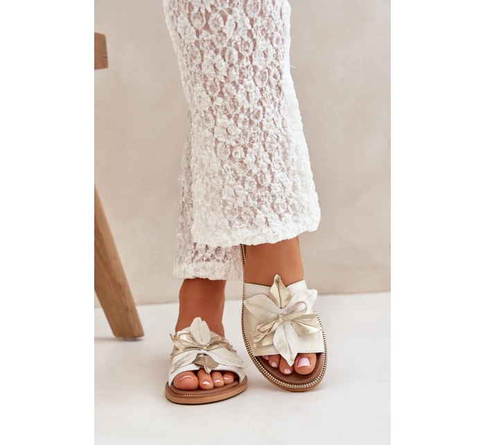 Klapki Z Ozdobą Skóra Naturalna Zazoo 3667 Złoty Przecierany Klapki Z Ozdobą Skóra Naturalna Zazoo 3667 Złoty Przecierany