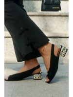 Sandále na podpätku model 212577 Vykročte štýlovo