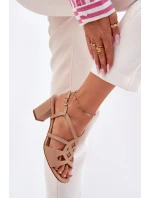 Sandále na podpätku model 212835 Vykročte štýlovo