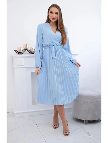 Šaty se model 22144452 plisovaným lemem modrý - K-Fashion