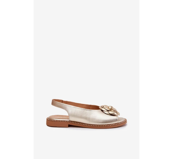 Kožené Ploché Sandály S Ozdobou model 21701887 Zlaté - CheBello