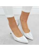 Dámské saténové stříbrné lodičky Sergio model 21905071 - LEONE