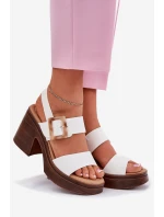 Sandały Damskie Na Masywnym Obcasie I Platformie Vinceza 17387 Białe