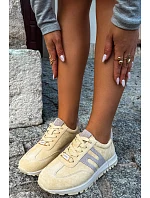 Dámské Sportovní Sneakersy z Semiše Žluté model 22200630 - Boto Dámské Sportovní Sneakersy z Semiše Žluté model 22200630 - Boto