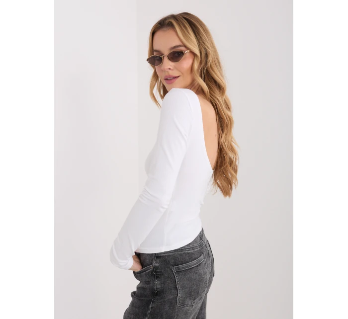 Bluzka WT BZ model 21875422 ecru - FPrice Bluzka WT BZ model 21875422 ecru - FPrice