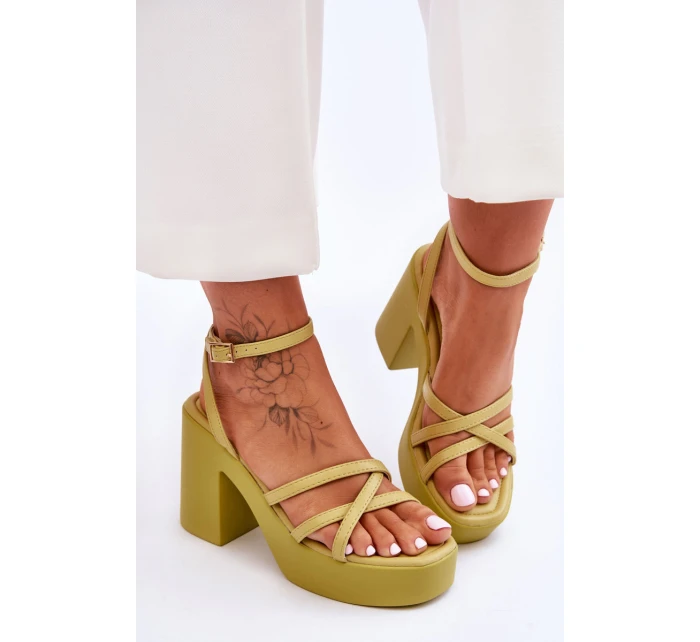 Módní sandály na vysokém podpatku s pásky model 21620468 - Boto