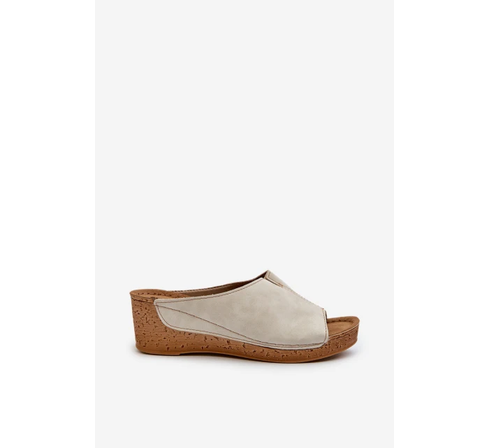 Pohodlné Dámské Sandály Na  Béžové model 21665731 - Inblu