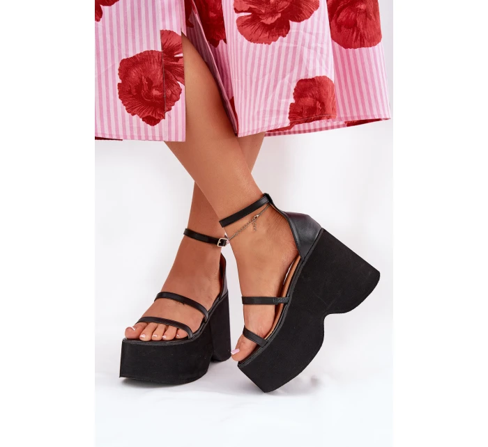 Dámské Sandály Na Masivní Platformě A Klínu Černé model 21688207 - Boto Dámské Sandály Na Masivní Platformě A Klínu Černé model 21688207 - Boto