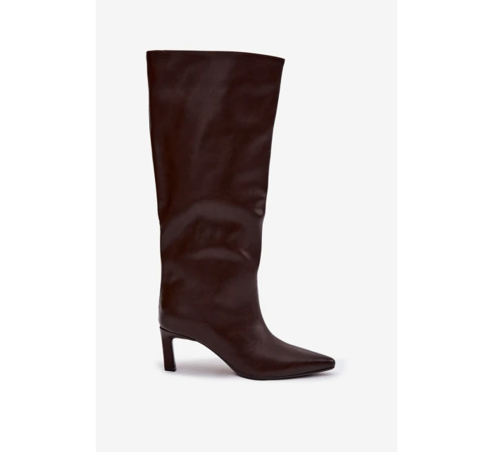 Dámské kozačky nazouvací na jehlovém podpatku s čokoládové model 21770311 - Boto Dámské kozačky nazouvací na jehlovém podpatku s čokoládové model 21770311 - Boto