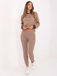 Spodnie dresowe RV DR model 21319922 ciemny bezowy - FPrice