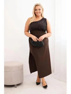 Dámská večerní šaty Plus Size na jedno rameno hnědá
