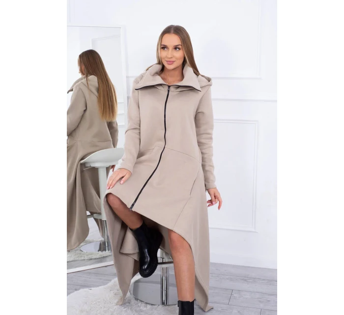 Zateplené šaty s dlhšími bokmi svetlo béžovej Zateplené šaty s dlhšími bokmi svetlo béžovej