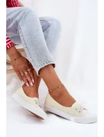 Dámské tenisky s výšivkou model 21693757 béžové - Lee Cooper