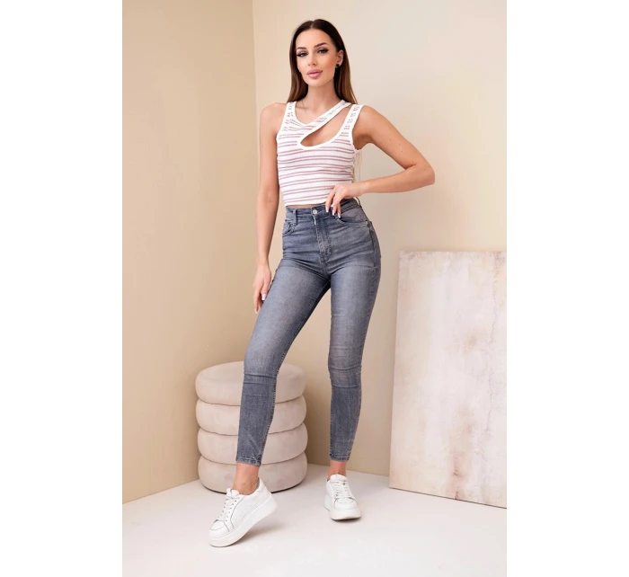 Dámský žebrovaný model 22011742 top bez rukávů s výstřihem tmavě růžová - K-Fashion Dámský žebrovaný model 22011742 top bez rukávů s výstřihem tmavě růžová - K-Fashion