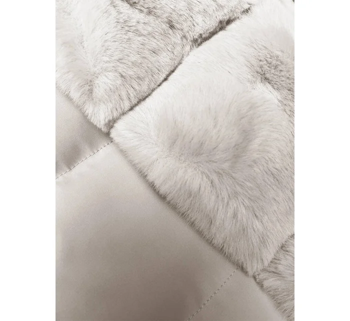 Dámska zimná bunda vo farbe ecru s ozdobnou kožušinou (5M3158-254)