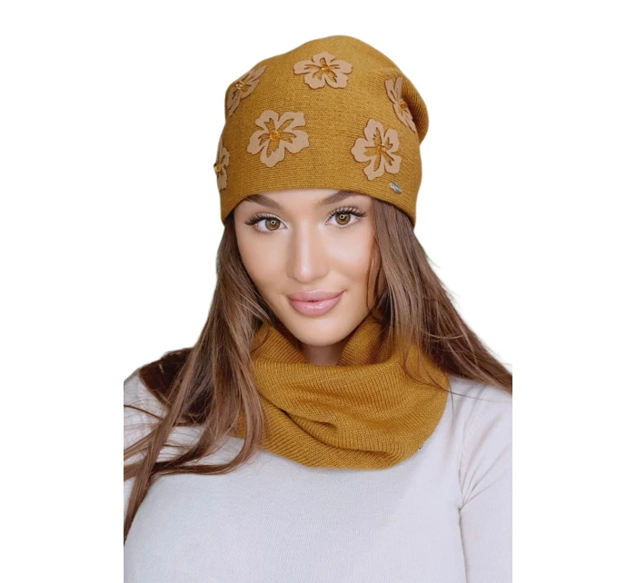 Dámska čiapka NAILA Dámska čiapka NAILA