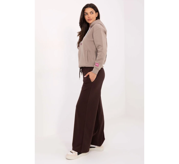 Tepláky model 218244 Relevantnosť