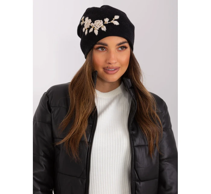 Čiapka AT CZ 2329 1.85 čierna a béžová Čiapka AT CZ 2329 1.85 čierna a béžová