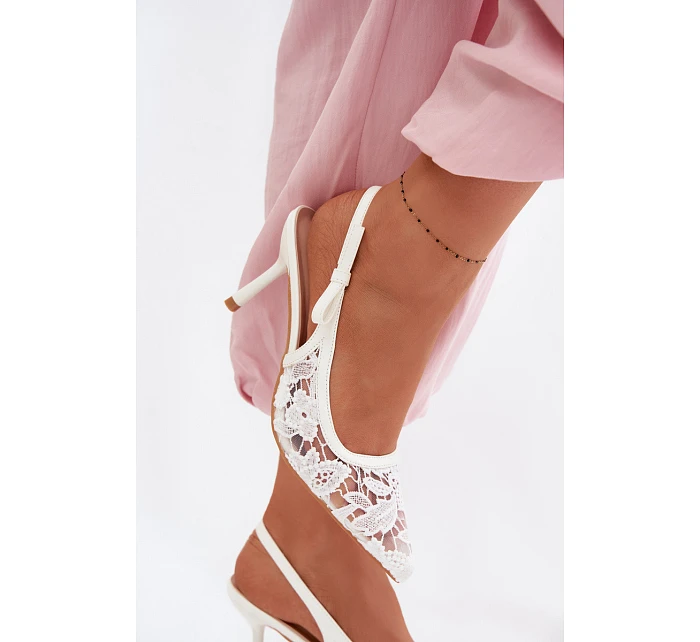 Dámské sandály na podpatku s krajkou bílé model 22103103 - Boto