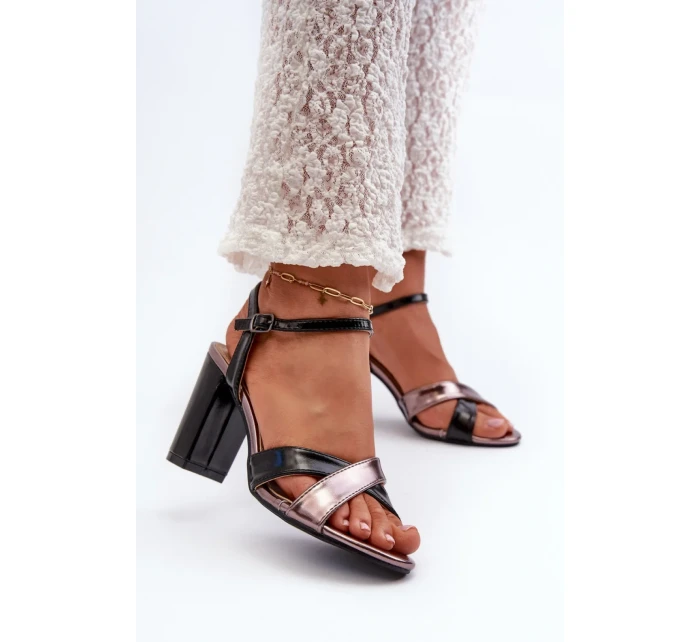 Sandále na podpätku model 198678 Krok vo veľkom štýle