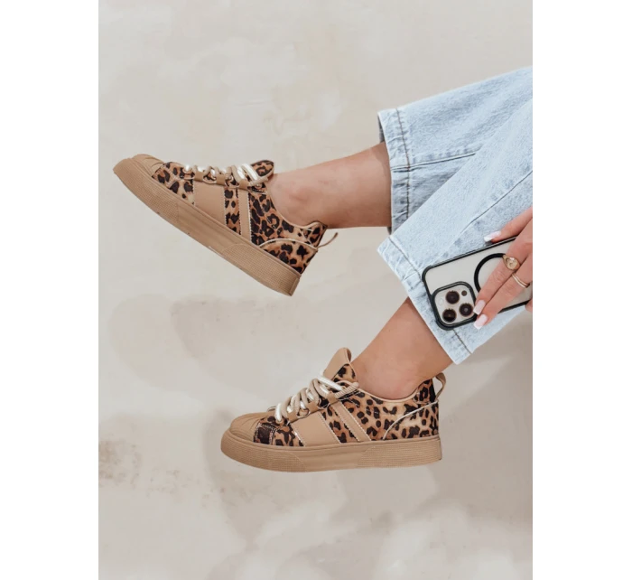 Dámské sportovní tenisky s leopardím vzorem Dstreet model 21985033 - FashionStreet Dámské sportovní tenisky s leopardím vzorem Dstreet model 21985033 - FashionStreet