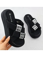 Dámske žabky na platforme so zirkónmi čierne Potocki 16347