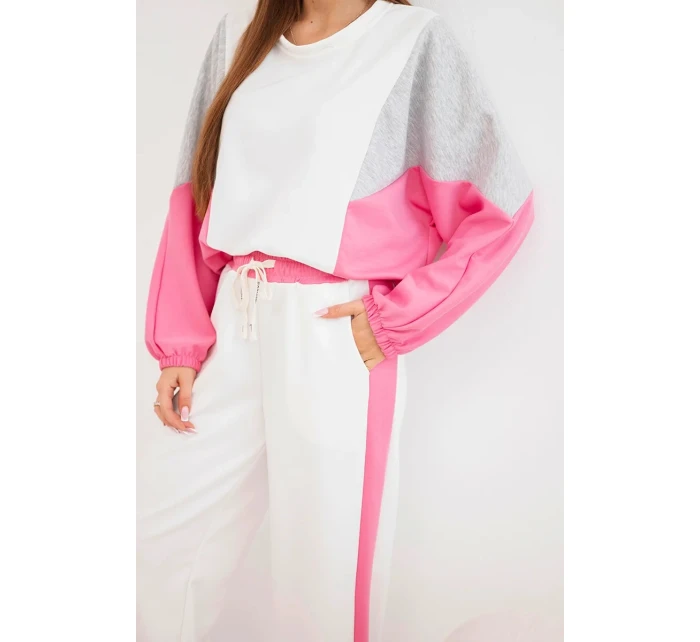 Dámska súprava s voľnou mikinou a širokými nohavicami ružovej farby