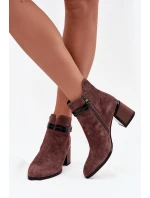 Topánky na podpätku model 220198 Krok vo veľkom štýle Topánky na podpätku model 220198 Krok vo veľkom štýle