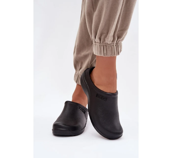 Dámske penové papuče - čierne Parissa