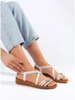 Zajímavé bílé sandály dámské bez podpatku Zajímavé bílé sandály dámské bez podpatku