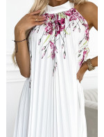 ESTER - Biele dámske plisované saténové maxi šaty so vzorom ružových kvetov 456-2