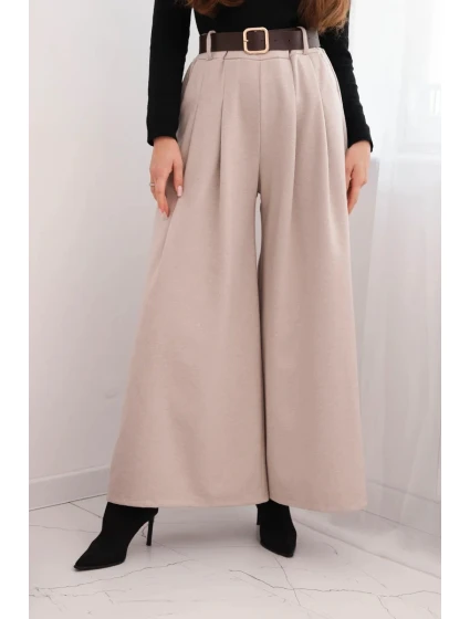 Dámske široké nohavice s opaskom béžovej farby