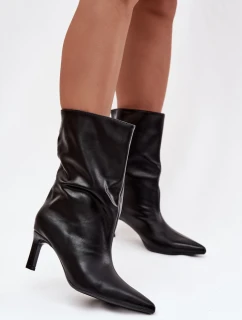 Topánky na podpätku model 221518 Krok vo veľkom štýle