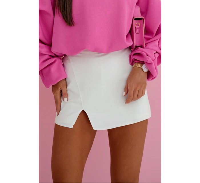 Šortky so spodnou sukňou model 225753 LaBalancia