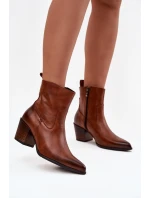 Topánky na podpätku model 219592 Krok vo veľkom štýle Topánky na podpätku model 219592 Krok vo veľkom štýle