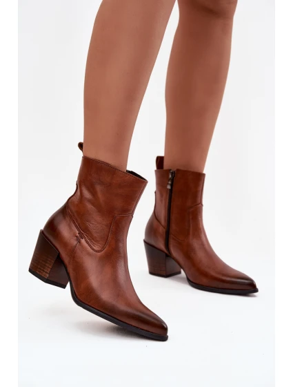 Topánky na podpätku model 219592 Krok vo veľkom štýle Topánky na podpätku model 219592 Krok vo veľkom štýle