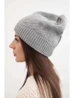 Dámská zimní klasická čepice s jemným vzorem model 21878043 šedá - K-Fashion