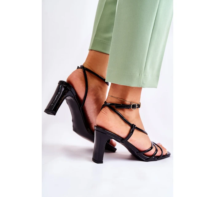 Klasyczne Lakierowane Sandały Na Obcasie Czarne Milani Klasyczne Lakierowane Sandały Na Obcasie Czarne Milani