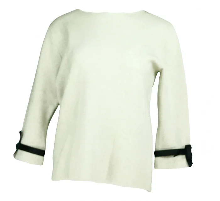 Dámsky sveter na rukávoch zdobený bielym plisovaným volánikom a čiernou stužkou SW 0202 - Gemini