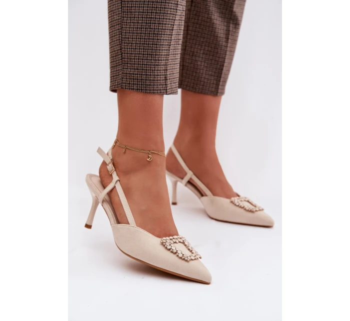 Sandále na podpätku model 224466 Vykročte štýlovo