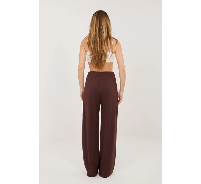 Tepláky model 226153 Relevantnosť Tepláky model 226153 Relevantnosť