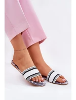 Vzory Ploché Dámské Pantofle Bílé model 21689593 - Boto Vzory Ploché Dámské Pantofle Bílé model 21689593 - Boto