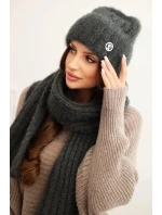 Dámska súprava čiapky a šálu z mäkkej priadze graphite
