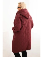 Dámská bunda Plus Size prošívaná s kapucí a model 21399764 manžetami švestková - K-Fashion