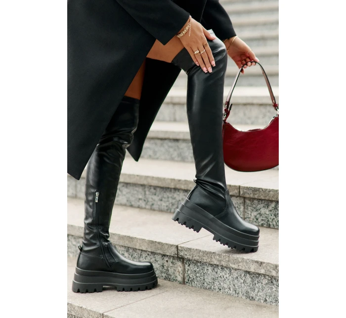 Kozaki Za Kolano Na Masywnej Platformie Czarne Zinera