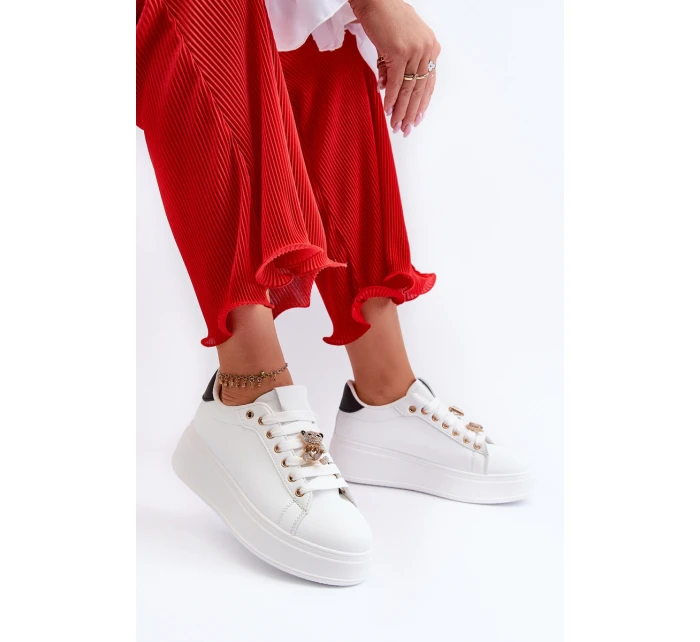 Dámské boty na platformě s ozdobami bílé model 21659159 - Boto Dámské boty na platformě s ozdobami bílé model 21659159 - Boto