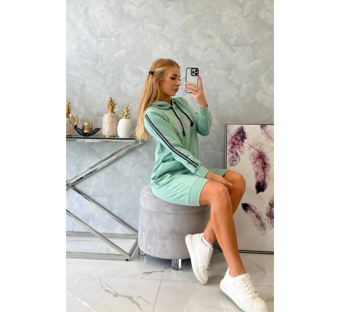 Šaty s reflexnou potlačou tmavá mentolová